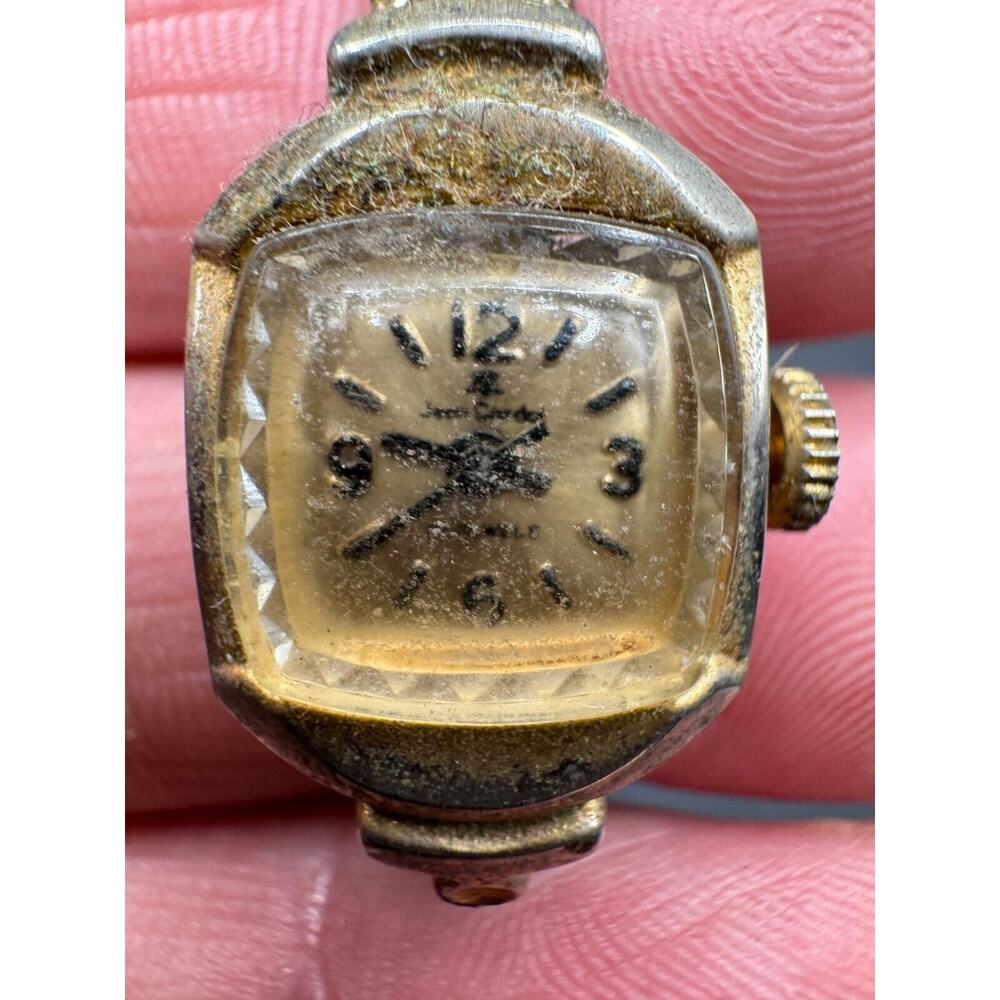 Vintage Jean Cardot 17 Jewel Wrist Watch Rectangle Gold Tone Stretch Band